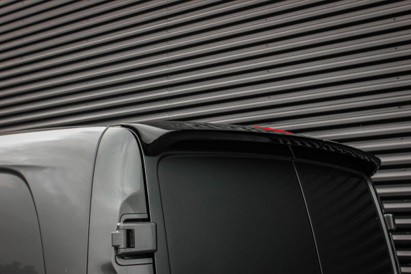 Mercedes-Benz Vito 215PK JB-EDITION FULL BLACK / AMG / SPOILER / VERLAGINGSVEREN / NAVIGATIE / CLIMATE CONTROL / TREKHAAK / CRUISE