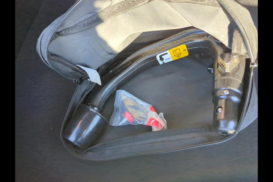 Ford Focus 1.0 EcoBoost Hybrid ST Line Business NL AUTO | CAMERA | CARPLAY |