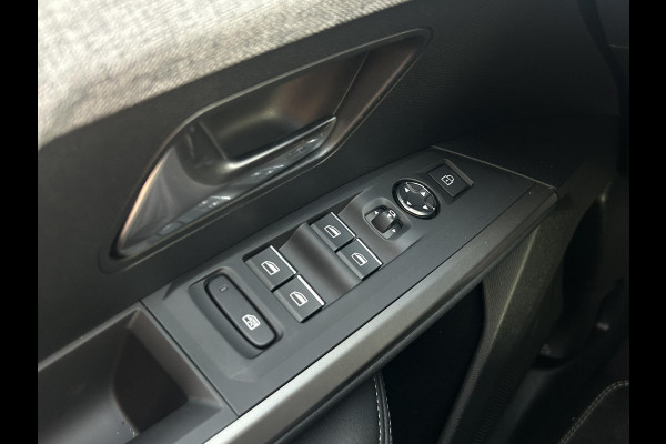 Peugeot 3008 1.2 Hybrid 136 GT | Elektr. achterklep | Adaptive cruise | Camera | Prijs is rijklaar