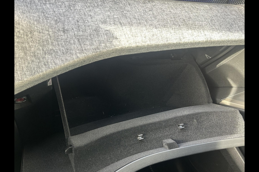 Peugeot 3008 1.2 Hybrid 136 GT | Elektr. achterklep | Adaptive cruise | Camera | Prijs is rijklaar