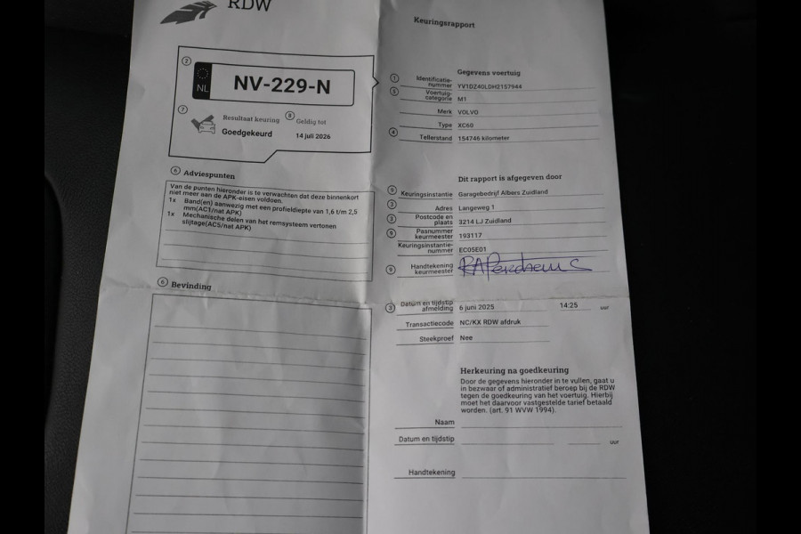 Volvo XC60 2.0 T5 FWD 245 PK POLAR+ PANORAMA | LEDER | TREKHAAK | STOELVERW.