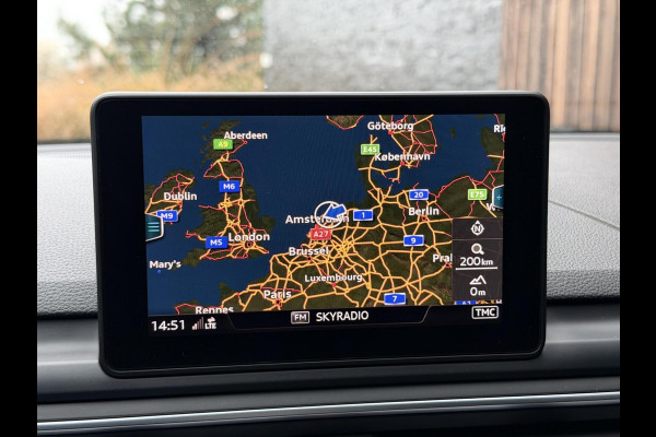 Audi A5 Sportback 35 TFSI S-line Automaat | Quantumgrijs | LED verlichting | Climate & cruise control | Getint glas | 19 inch velgen | E