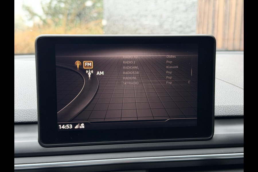 Audi A5 Sportback 35 TFSI S-line Automaat | Quantumgrijs | LED verlichting | Climate & cruise control | Getint glas | 19 inch velgen | E