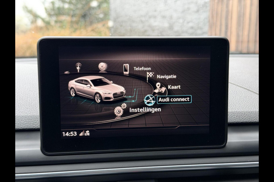 Audi A5 Sportback 35 TFSI S-line Automaat | Quantumgrijs | LED verlichting | Climate & cruise control | Getint glas | 19 inch velgen | E