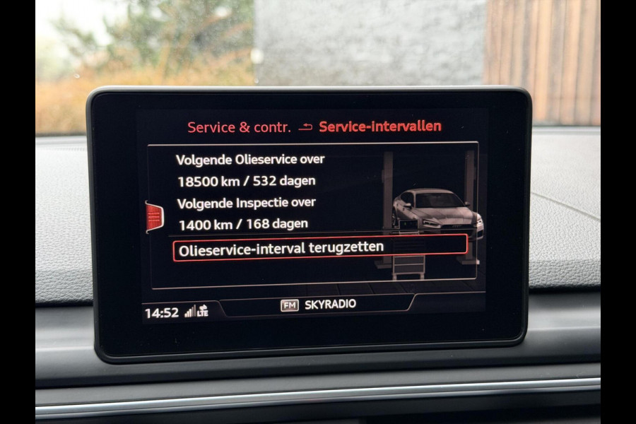 Audi A5 Sportback 35 TFSI S-line Automaat | Quantumgrijs | LED verlichting | Climate & cruise control | Getint glas | 19 inch velgen | E