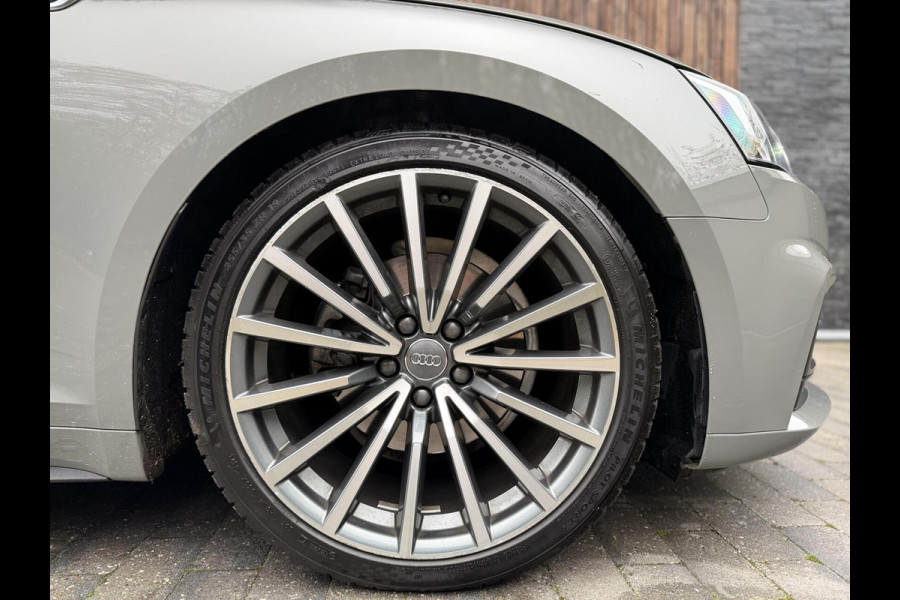 Audi A5 Sportback 35 TFSI S-line Automaat | Quantumgrijs | LED verlichting | Climate & cruise control | Getint glas | 19 inch velgen | E