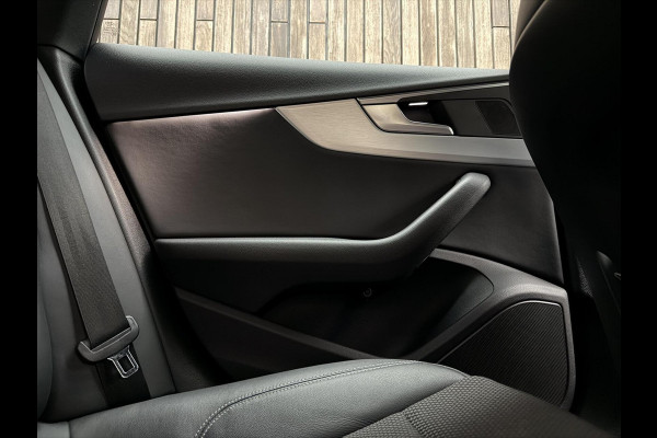 Audi A5 Sportback 35 TFSI S-line Automaat | Quantumgrijs | LED verlichting | Climate & cruise control | Getint glas | 19 inch velgen | E