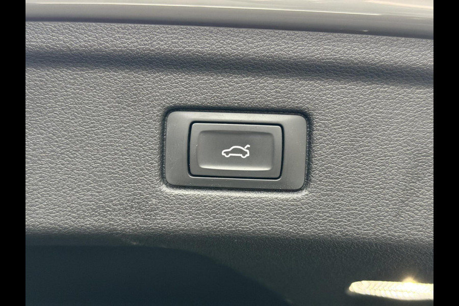 Audi A5 Sportback 35 TFSI S-line Automaat | Quantumgrijs | LED verlichting | Climate & cruise control | Getint glas | 19 inch velgen | E