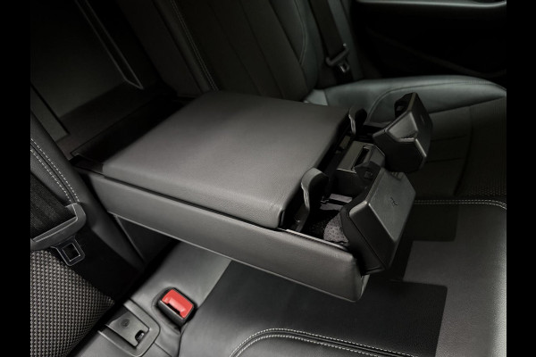 Audi A5 Sportback 35 TFSI S-line Automaat | Quantumgrijs | LED verlichting | Climate & cruise control | Getint glas | 19 inch velgen | E