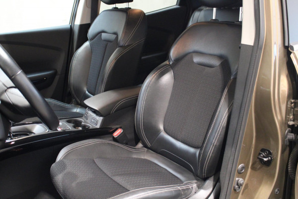 Renault Kadjar 1.2 TCe 130PK Trekhaak|Navigatie|Cruise|4x nieuwe all season band|12 maanden garantie prijs is rijklaar