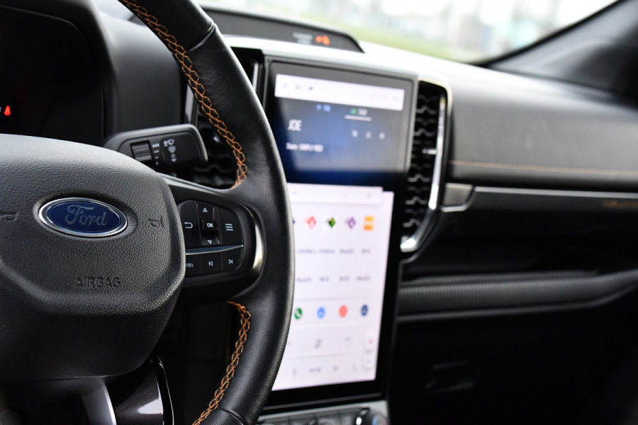 Ford Ranger 2.0 Super Cab EcoBlue Wildtrak Adaptieve Cruise, 360 Camera, Carplay, 3500kg Trekhaak, LEDER, LED, 204pk, Automaat, Uniek!