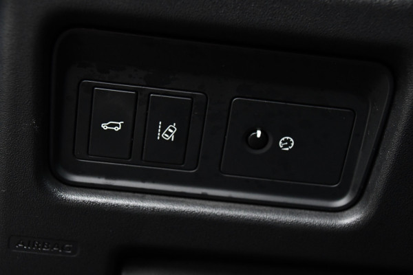 Land Rover Discovery Sport 2.0 TD4 HSE Camera, Cruise, Stoelverwarming, PANO, 180pk, LED, Leder, Automaat, multimedia, Uniek!