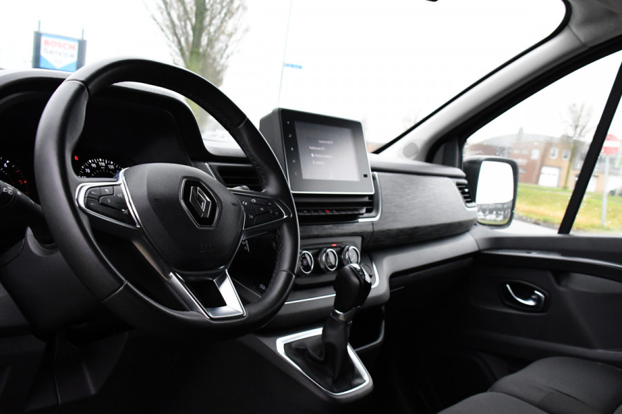 Renault Trafic 2.0 dCi 170 L1H1 Luxe Black Edition Adaptieve Cruise, Camera, Carplay, 170pk, Automaat, LED, Clima, Stoelverwarming, Multimedia, Uniek!