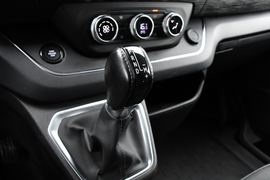 Renault Trafic 2.0 dCi 170 L1H1 Luxe Black Edition Adaptieve Cruise, Camera, Carplay, 170pk, Automaat, LED, Clima, Stoelverwarming, Multimedia, Uniek!