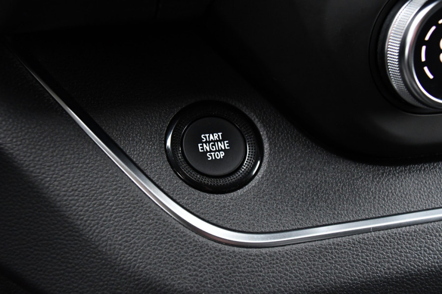 Renault Trafic 2.0 dCi 170 L1H1 Luxe Black Edition Adaptieve Cruise, Camera, Carplay, 170pk, Automaat, LED, Clima, Stoelverwarming, Multimedia, Uniek!