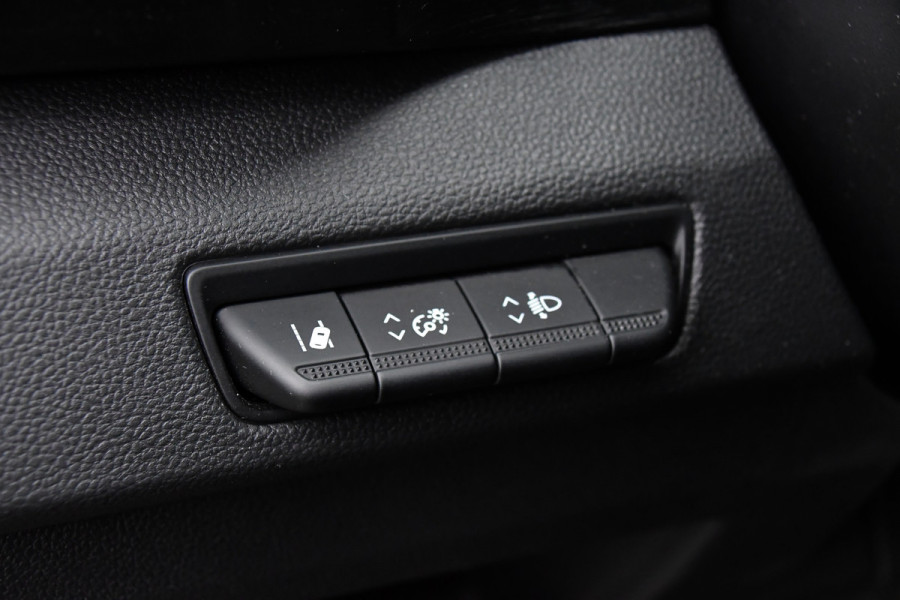 Renault Trafic 2.0 dCi 170 L1H1 Luxe Black Edition Adaptieve Cruise, Camera, Carplay, 170pk, Automaat, LED, Clima, Stoelverwarming, Multimedia, Uniek!