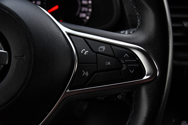 Nissan Primastar 2.0 dCi L2H1 PB Edition Camera, Cruise, Carplay, LED, 150pk, Keyless, Automaat, Trekhaak, Multimedia, Sensoren, Uniek!