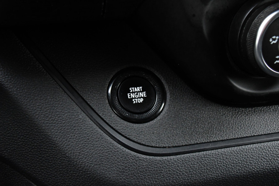 Nissan Primastar 2.0 dCi L2H1 PB Edition Camera, Cruise, Carplay, LED, 150pk, Keyless, Automaat, Trekhaak, Multimedia, Sensoren, Uniek!