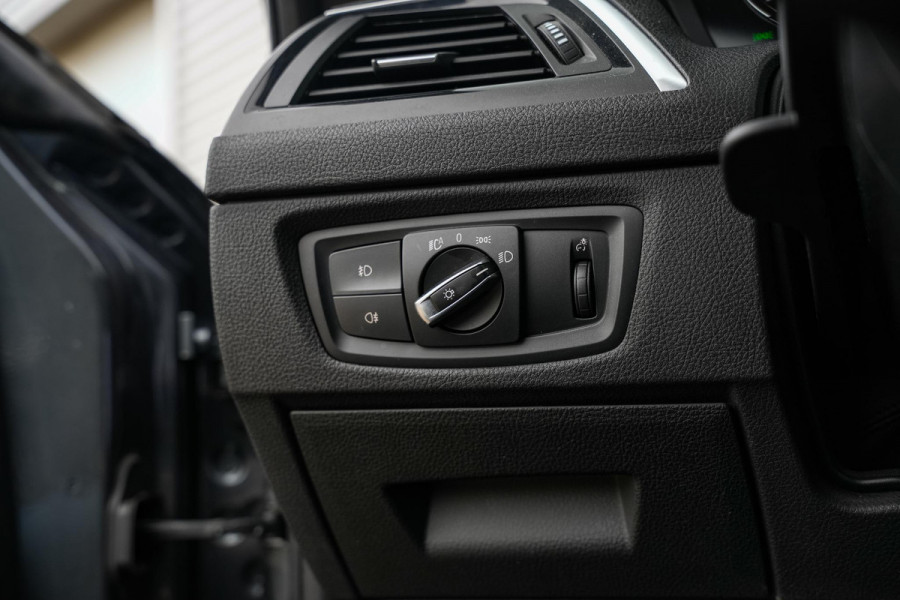 BMW 1-serie 125i Edition M Sport Shadow High Executive