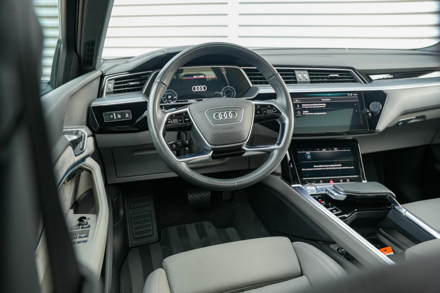 Audi e-tron e-tron 55 quattro advanced Pro Line Plus 95 kWh File Assist Rijstrooksensor Climate Control Navi Stoelverw. 360 camera 21"L.M.
