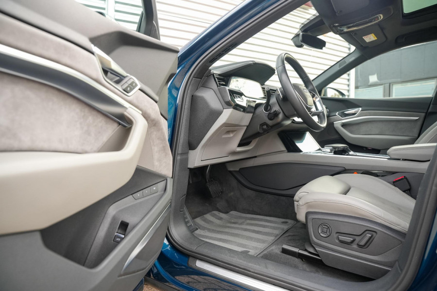 Audi e-tron e-tron 55 quattro advanced Pro Line Plus 95 kWh File Assist Rijstrooksensor Climate Control Navi Stoelverw. 360 camera 21"L.M.