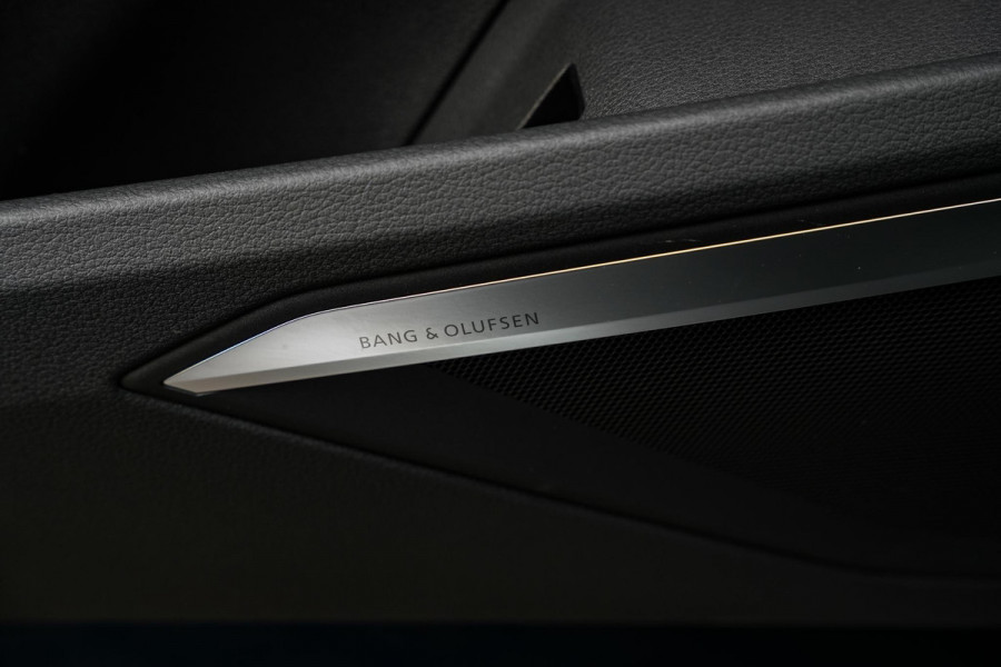 Audi e-tron e-tron 55 quattro advanced Pro Line Plus 95 kWh File Assist Rijstrooksensor Climate Control Navi Stoelverw. 360 camera 21"L.M.