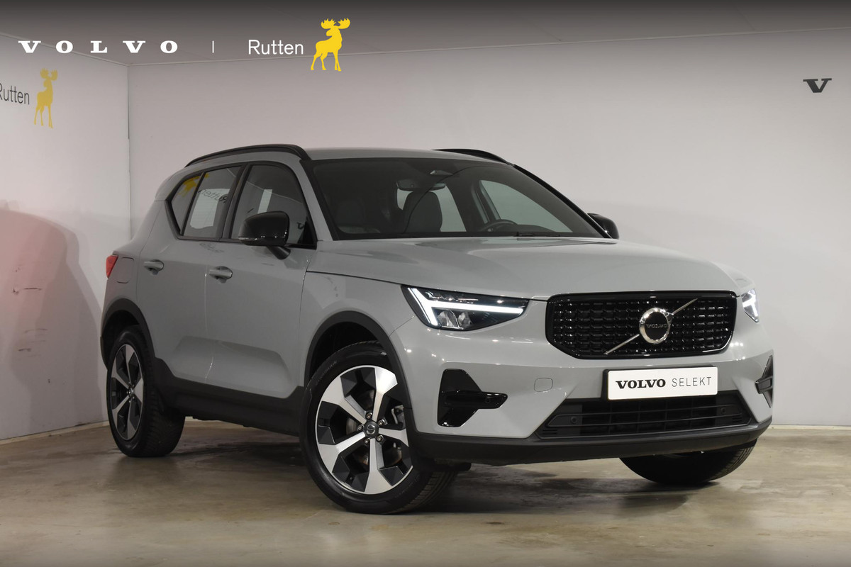Volvo XC40 B4 211PK Automaat Plus Dark