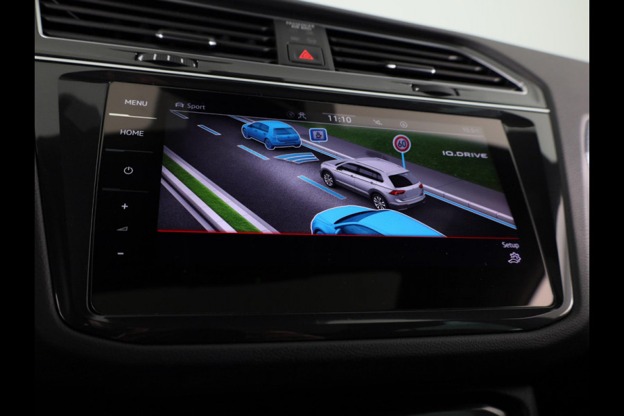 Volkswagen Tiguan 1.4 TSI eHybrid Life/Active 245 pk Automaat (DSG) | Navigatie | Panoramadak | Parkeersensoren (Park assist) | Rondomzicht camera | Stoelverwarming v/a |