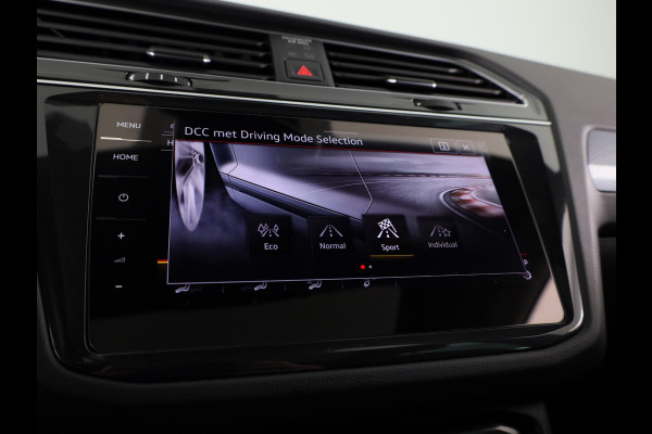 Volkswagen Tiguan 1.4 TSI eHybrid Life/Active 245 pk Automaat (DSG) | Navigatie | Panoramadak | Parkeersensoren (Park assist) | Rondomzicht camera | Stoelverwarming v/a |