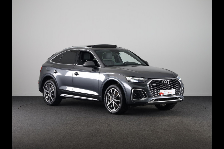 Audi Q5 Sportback 50 TFSI e S edition 299 pk S-tronic | Navigatie | Panoramadak | Trekhaak (wegklapbaar) | Parkeersensoren (Park assist) | Rondomzicht camera | Stoelverwarming v/a | S-Line |