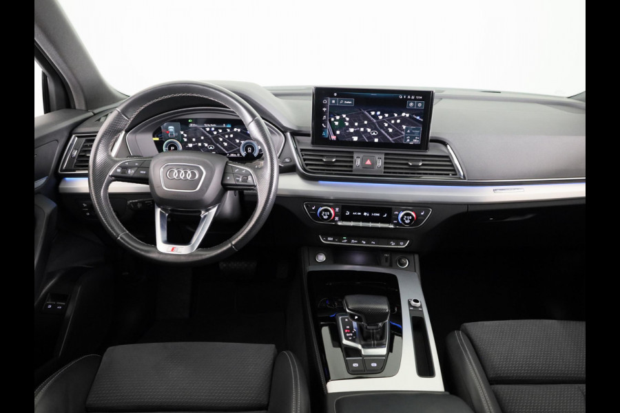Audi Q5 Sportback 50 TFSI e S edition 299 pk S-tronic | Navigatie | Panoramadak | Trekhaak (wegklapbaar) | Parkeersensoren (Park assist) | Rondomzicht camera | Stoelverwarming v/a | S-Line |