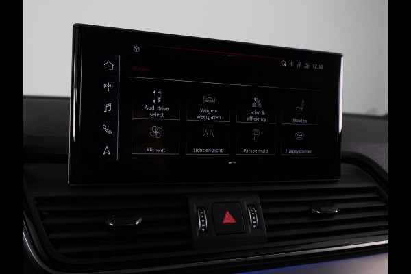 Audi Q5 Sportback 50 TFSI e S edition 299 pk S-tronic | Navigatie | Panoramadak | Trekhaak (wegklapbaar) | Parkeersensoren (Park assist) | Rondomzicht camera | Stoelverwarming v/a | S-Line |