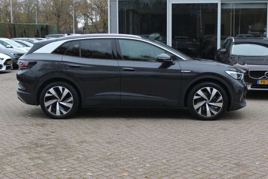 Volkswagen ID.4 First 77 kWh / SoH 88.6% / Camera / Apple CarPlay / DAB / 20'' / LED / Alcantara / Stoelverwarming / ACC