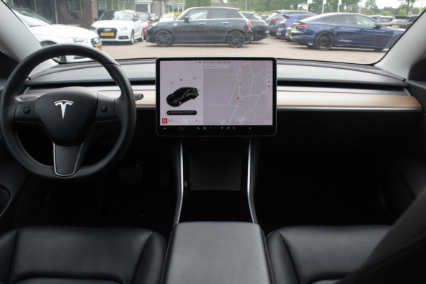 Tesla Model 3 Long Range AWD 75 kWh / NEW ACCUPAKKET / Autopilot / Panoramadak / Camera / Leder / 19'' / Leder / Premium Audio /