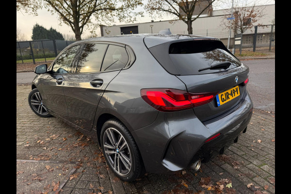 BMW 1-serie 118i 2020 High Executive Edition SPORT LEDER LED NAV CARPLAY