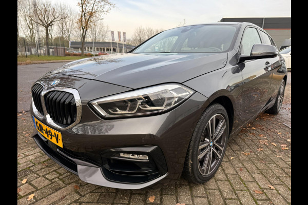 BMW 1-serie 118i 2020 High Executive Edition SPORT LEDER LED NAV CARPLAY