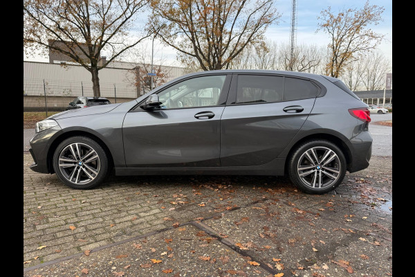 BMW 1-serie 118i 2020 High Executive Edition SPORT LEDER LED NAV CARPLAY