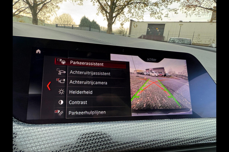 BMW 1-serie 118i 2020 High Executive Edition SPORT LEDER LED NAV CARPLAY