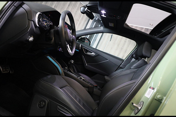 Audi Q2 35 TFSI Edition ONE / AUT / ACC / Open Panoramadak / Virtual Cockpit / Lane Assist / Leder / Navi / Camera / Led / 19 Inch