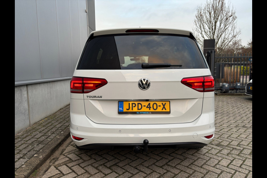 Volkswagen Touran 1.5 TSI Highline 7persoons / Camera