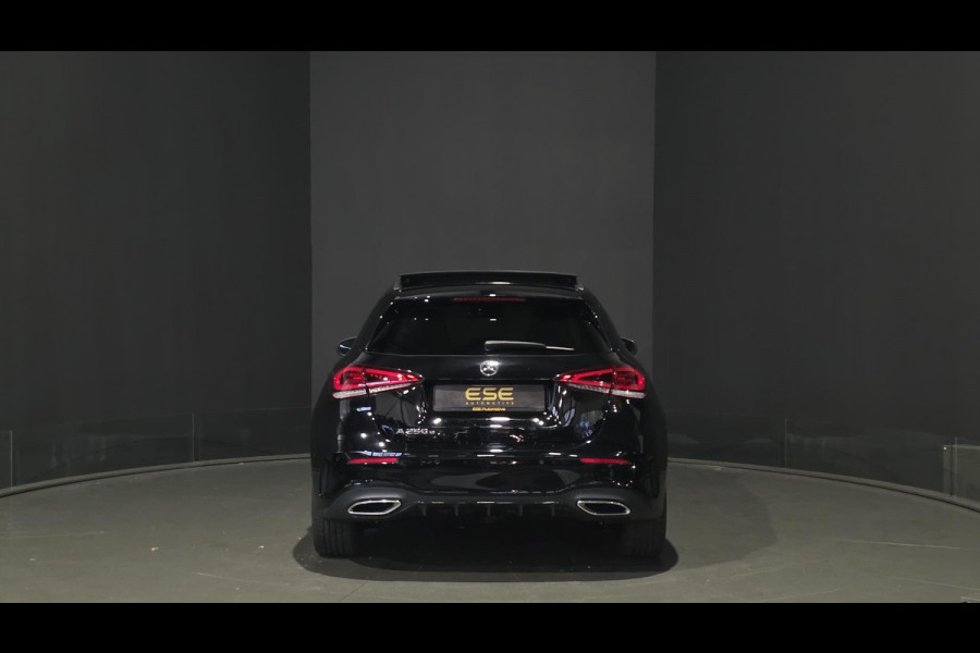 Mercedes-Benz A-Klasse 250 e AMG Line | Pano | Sfeer | Camera