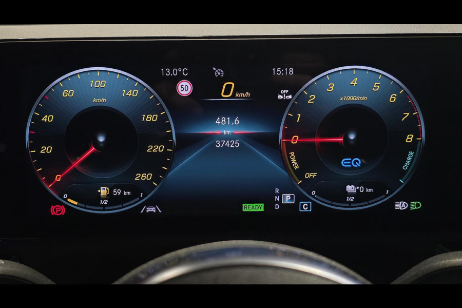 Mercedes-Benz A-Klasse 250 e AMG Line | Pano | Sfeer | Camera