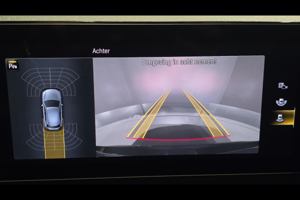 Mercedes-Benz A-Klasse 250 e AMG Line | Pano | Sfeer | Camera