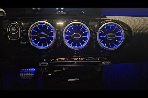 Mercedes-Benz A-Klasse 250 e AMG Line | Pano | Sfeer | Camera