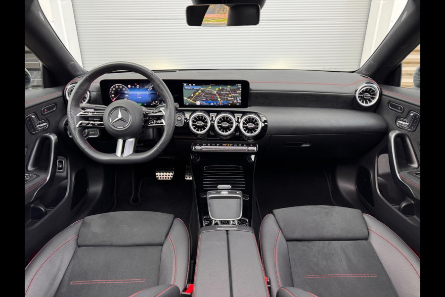 Mercedes-Benz CLA-Klasse 250 e AMG Edition 45 S Pano/Memory/360/Sfeer