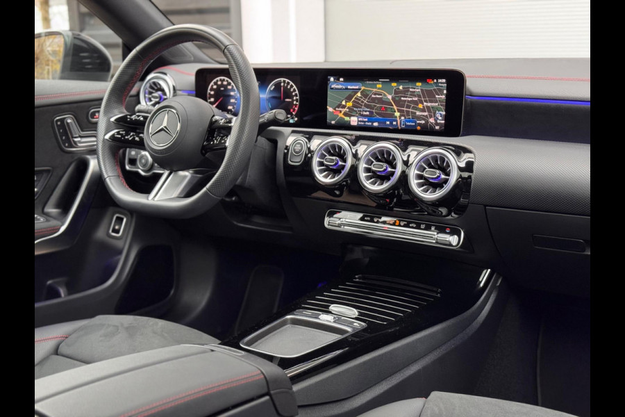 Mercedes-Benz CLA-Klasse 250 e AMG Edition 45 S Pano/Memory/360/Sfeer