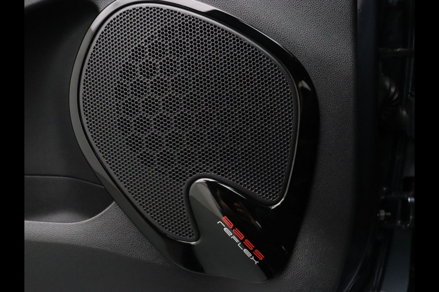 Renault Clio 120pk TCe Intens Camera | Cruise | Navi | Parkeersens. v+a