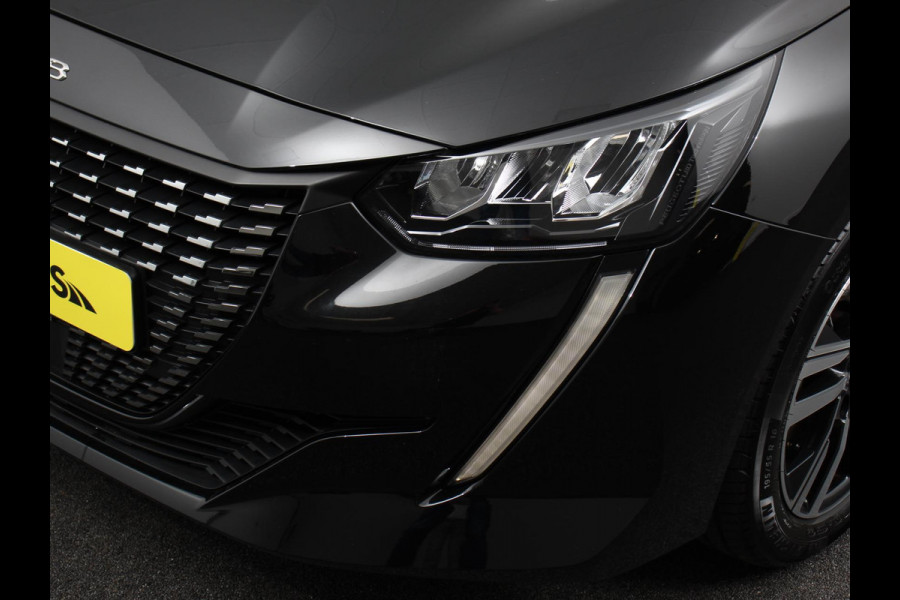 Peugeot 208 1.2 PureTech Allure Pack Apple Carplay / Android Auto | Camera | Keyless | Adeptive Cruise Control | Stoelverwarming | Getinte Ramen |