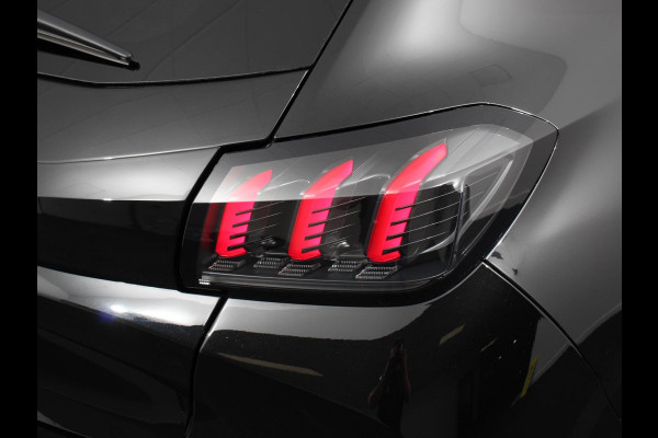 Peugeot 208 1.2 PureTech Allure Pack Apple Carplay / Android Auto | Camera | Keyless | Adeptive Cruise Control | Stoelverwarming | Getinte Ramen |