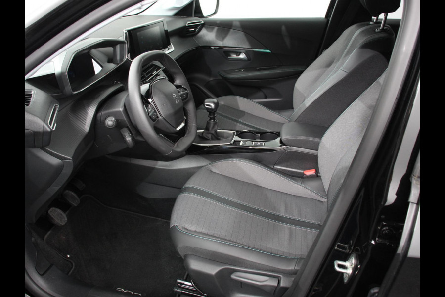 Peugeot 208 1.2 PureTech Allure Pack Apple Carplay / Android Auto | Camera | Keyless | Adeptive Cruise Control | Stoelverwarming | Getinte Ramen |